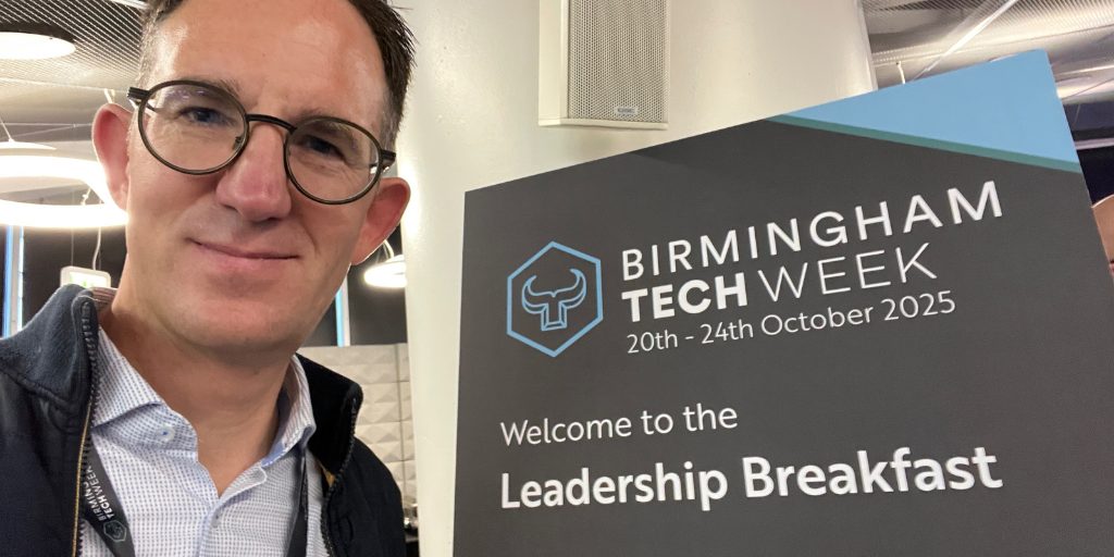 Die 5 Schritte, die jede Führungskraft kennen muss, um wirklich auf Augenhöhe zu führen.