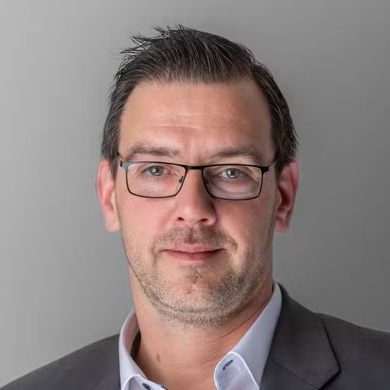 Mathias Sroka  |  Geschäftsführer D-E-K Dischereit GmbH & Co. KG